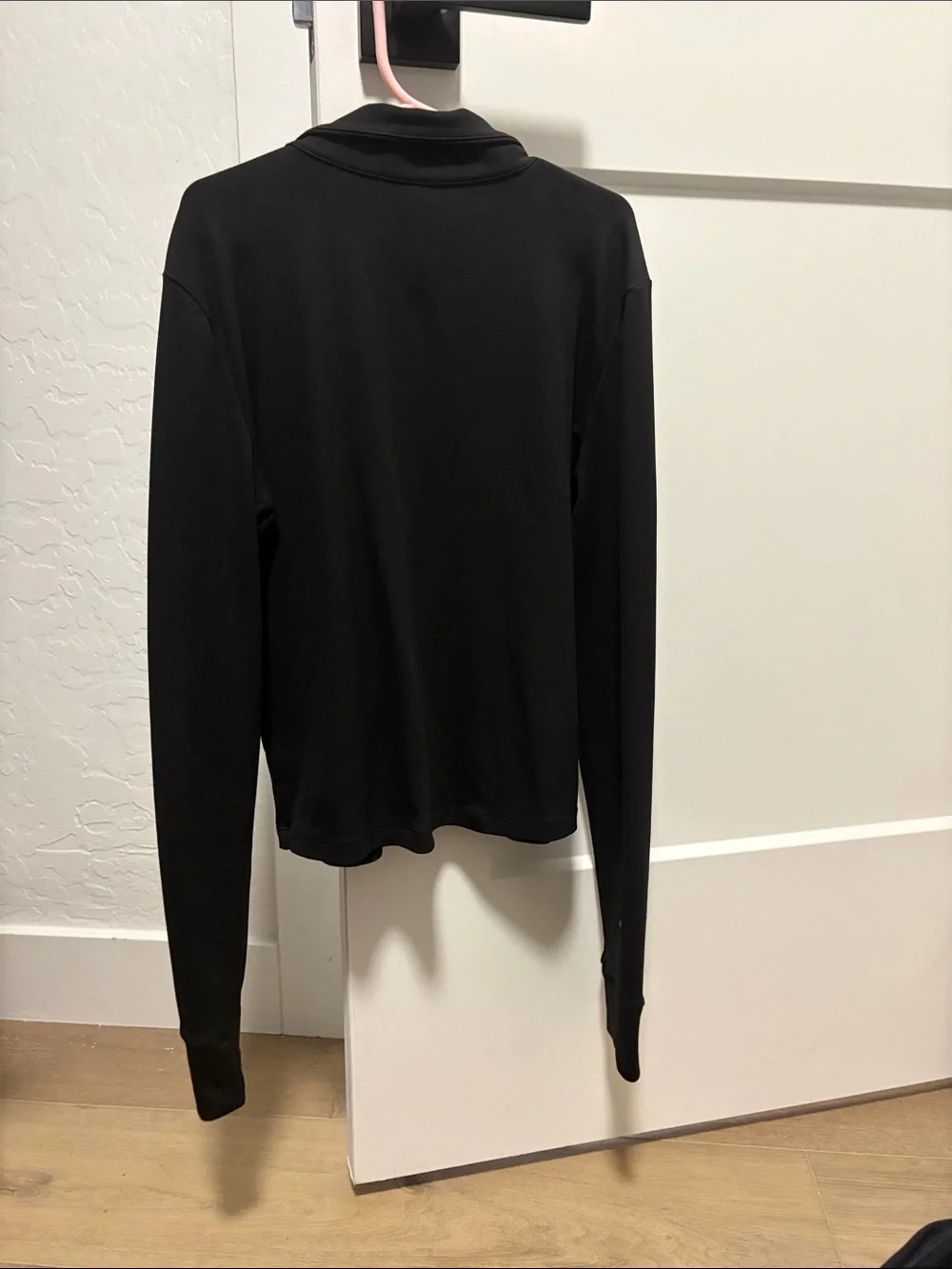 Vuori Black Half-Zip Pullover - Picture 4 of 4